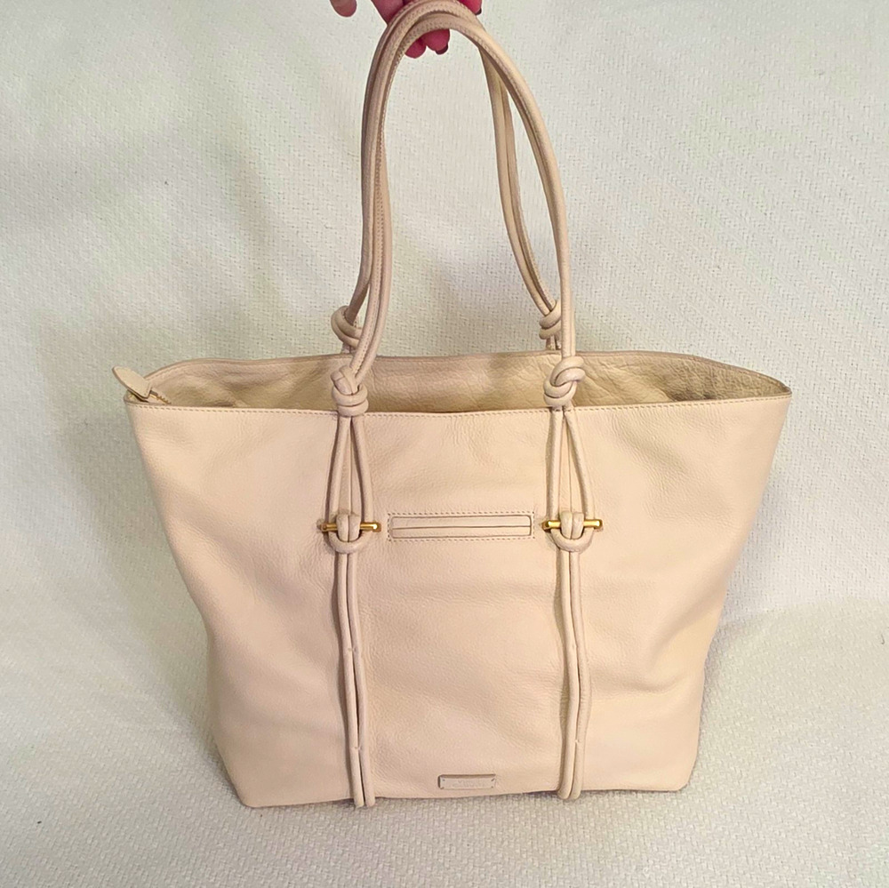 Vince Camuto Warm Vanilla Genuine Pebbled Leather Large Tote Bag Lined Zip Top